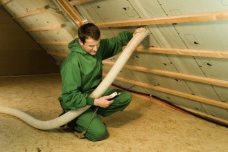 Задуваем эковату внутрь конструкции