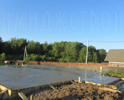 Дом облицован плиткой