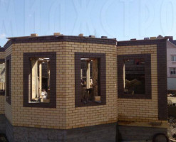 Строим коттедж с мансардой, эркером и мягкой кровлей