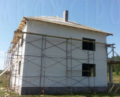 Не маленький дом