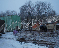 Широкий дом в лесу