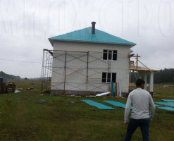 Не маленький дом