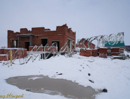 Коттедж с зимним садом и летней кухней