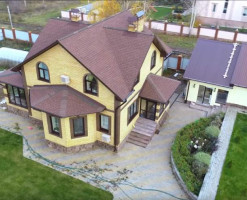 Строим коттедж с мансардой, эркером и мягкой кровлей