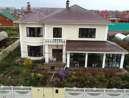 Коттедж с зимним садом и летней кухней