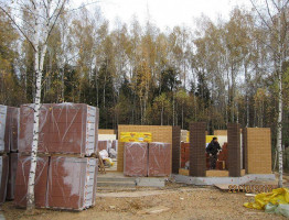 Дом из керамического камня