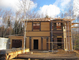 Дом из керамического камня