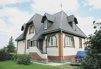 Коттедж со смещенными уровнями