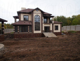 Строительство большого дома с цоколем Строительство большого дома с цоколем