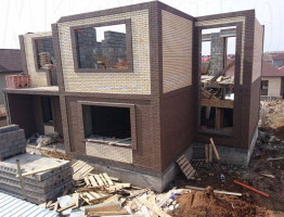 Красивый коттедж с гаражом Красивый коттедж с гаражом