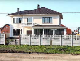 Коттедж с зимним садом и летней кухней