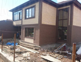 Красивый коттедж с гаражом Красивый коттедж с гаражом