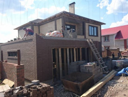 Красивый коттедж с гаражом Красивый коттедж с гаражом