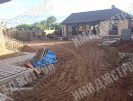 Красивый коттедж с гаражом Красивый коттедж с гаражом