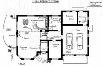 Дом с двумя гаражами на 285 квадратных метра
