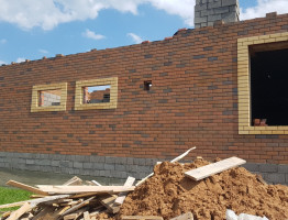 Красивый коттедж с мансардой