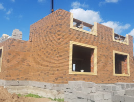 Красивый коттедж с мансардой