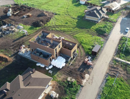 Красивый коттедж с мансардой