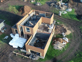 Красивый коттедж с мансардой