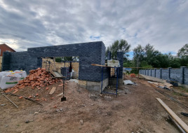 Коттедж с плоской кровлей в стиле "хай-тек"