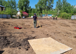 Коттедж с плоской кровлей в стиле "хай-тек"