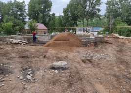 Коттедж с плоской кровлей в стиле "хай-тек"